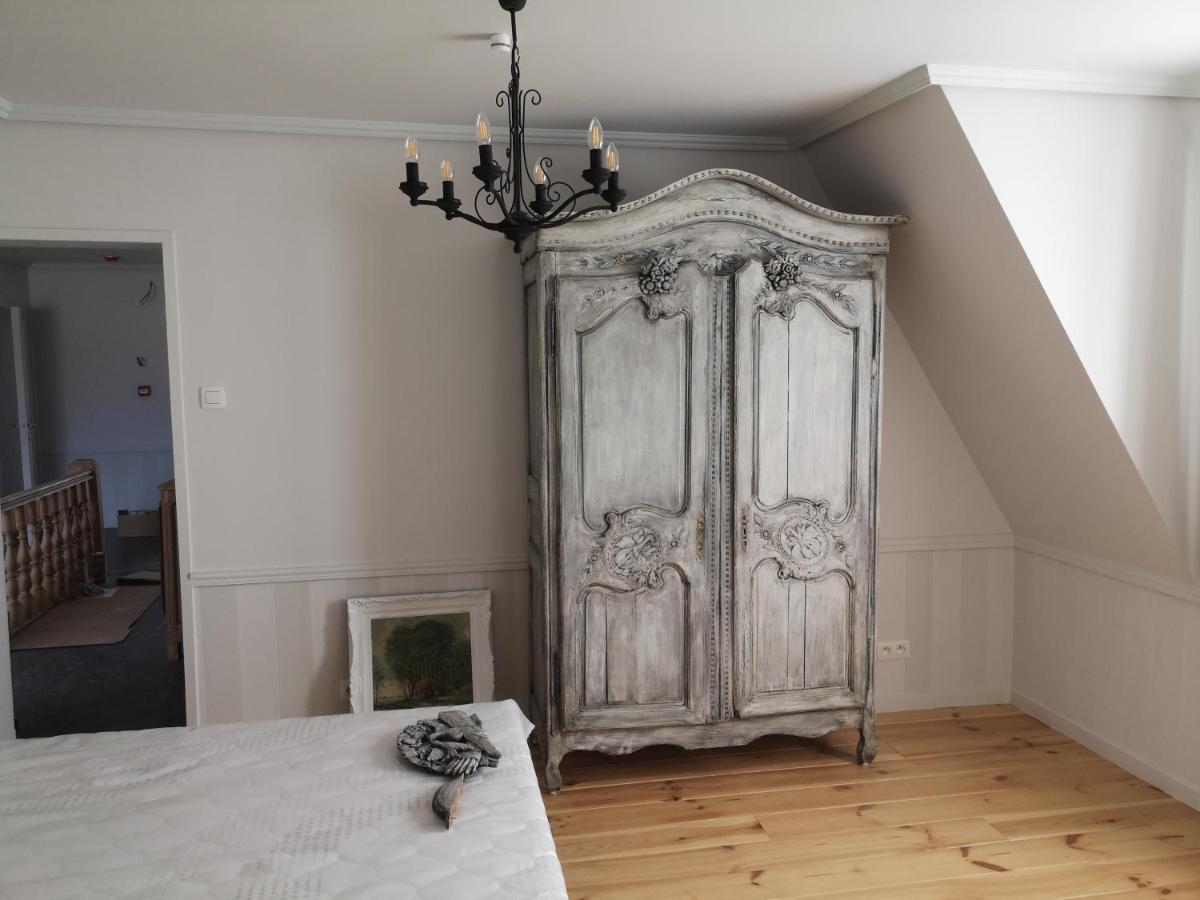 Bed and Breakfast Den Hoge Doorn Harelbeke Esterno foto